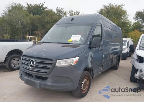 2019 Mercedes-Benz Sprinter 2500 High Roof V6 from USA, damaged, VIN WD4PF1CD9KP127024